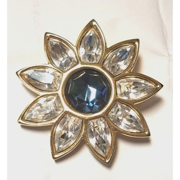 Vintage S.A.L. Signed Gold Tone Swarovski & Aqua Crystal Flower 18 Kgp Brooch